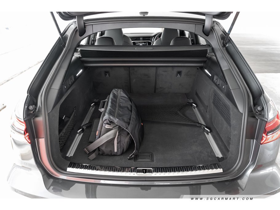 https://i.i-sgcm.com/new_cars/cars/12710/12710_g94