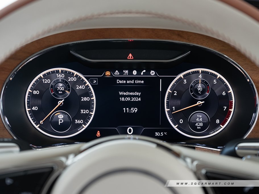 https://i.i-sgcm.com/new_cars/cars/12711/12711_g54