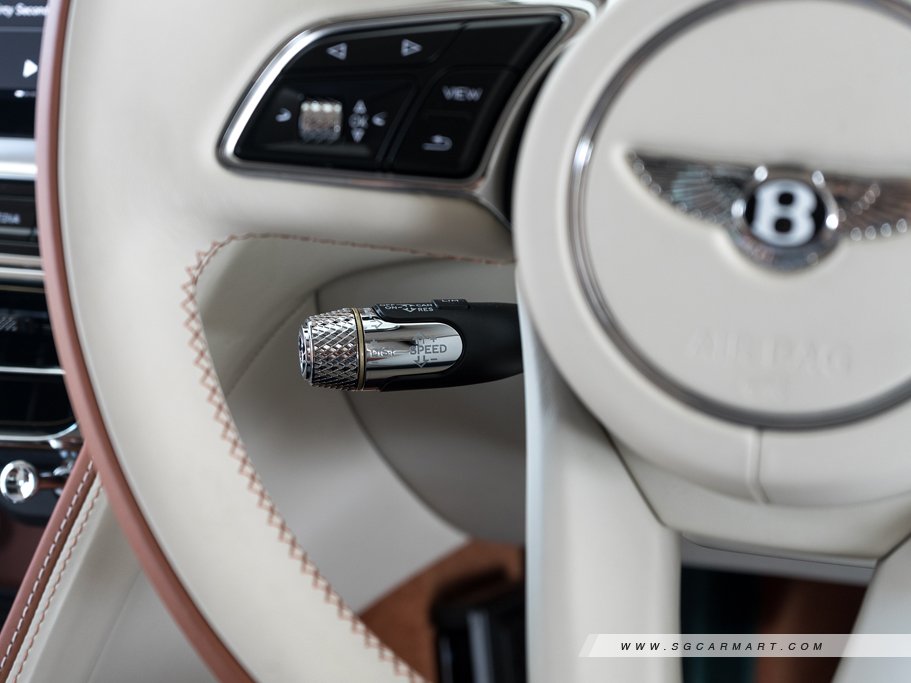 https://i.i-sgcm.com/new_cars/cars/12711/12711_g55