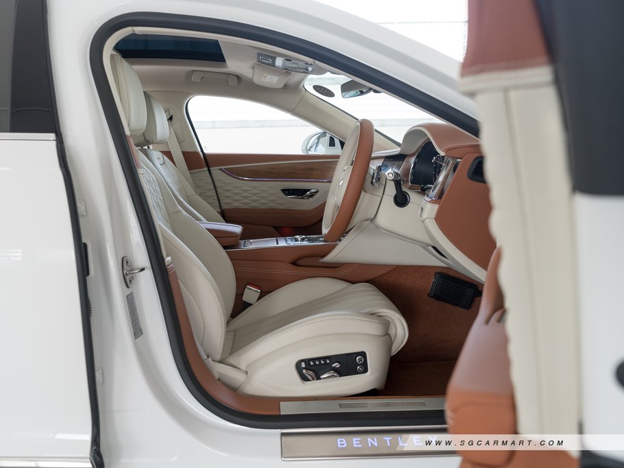 https://i.i-sgcm.com/new_cars/cars/12711/12711_g72