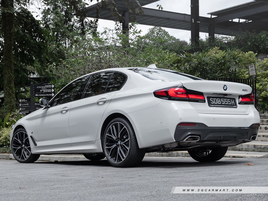 https://i.i-sgcm.com/new_cars/cars/12715/12715_g33