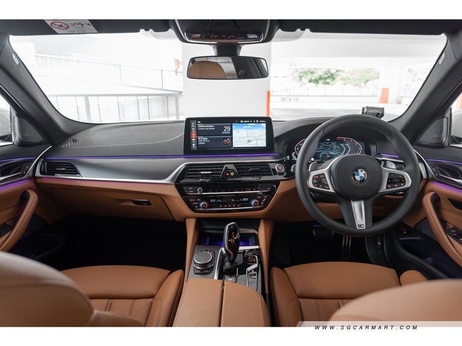 https://i.i-sgcm.com/new_cars/cars/12715/12715_g44