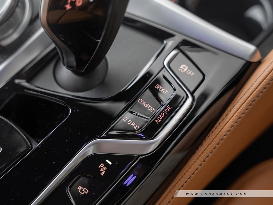 https://i.i-sgcm.com/new_cars/cars/12715/12715_g70