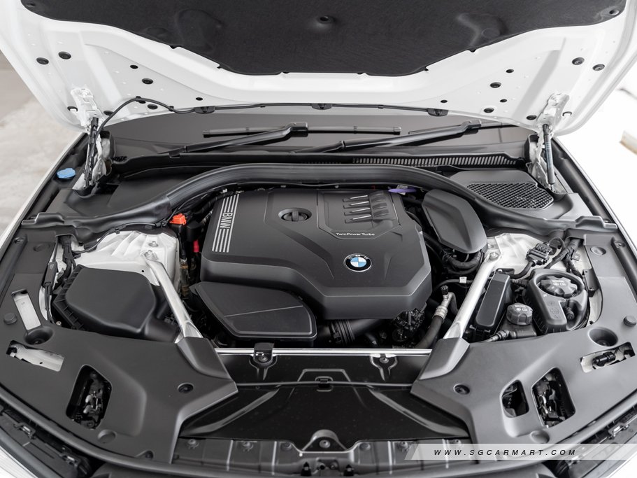 https://i.i-sgcm.com/new_cars/cars/12715/12715_g84
