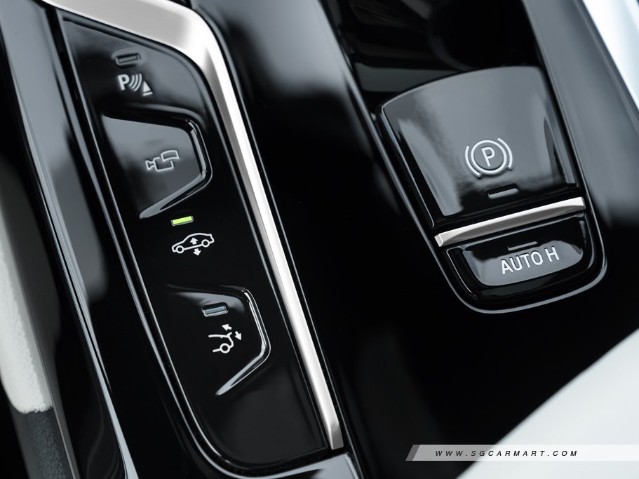https://i.i-sgcm.com/new_cars/cars/12719/12719_g28