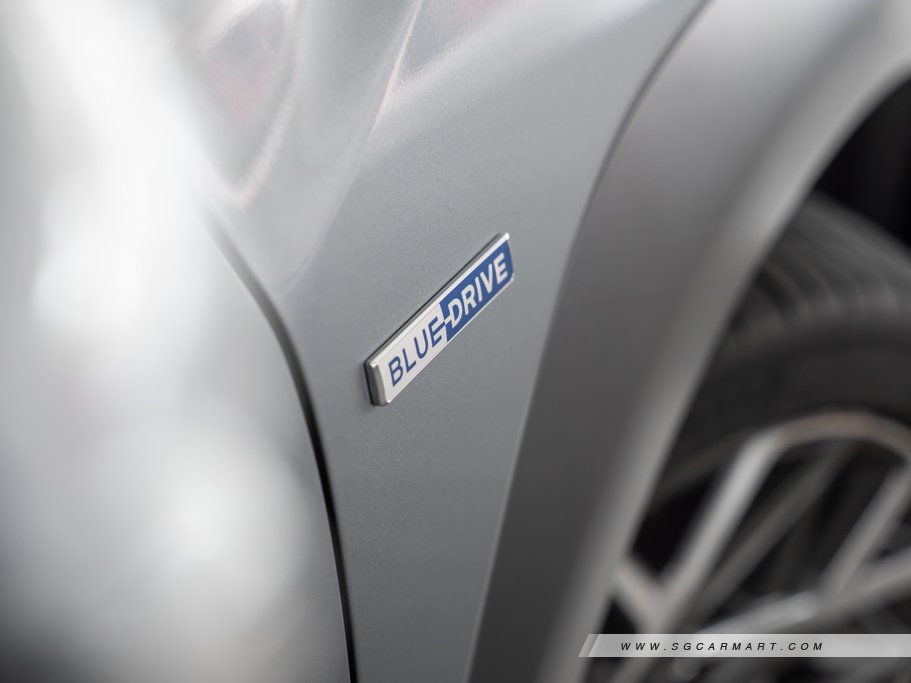 https://i.i-sgcm.com/new_cars/cars/12728/12728_g24