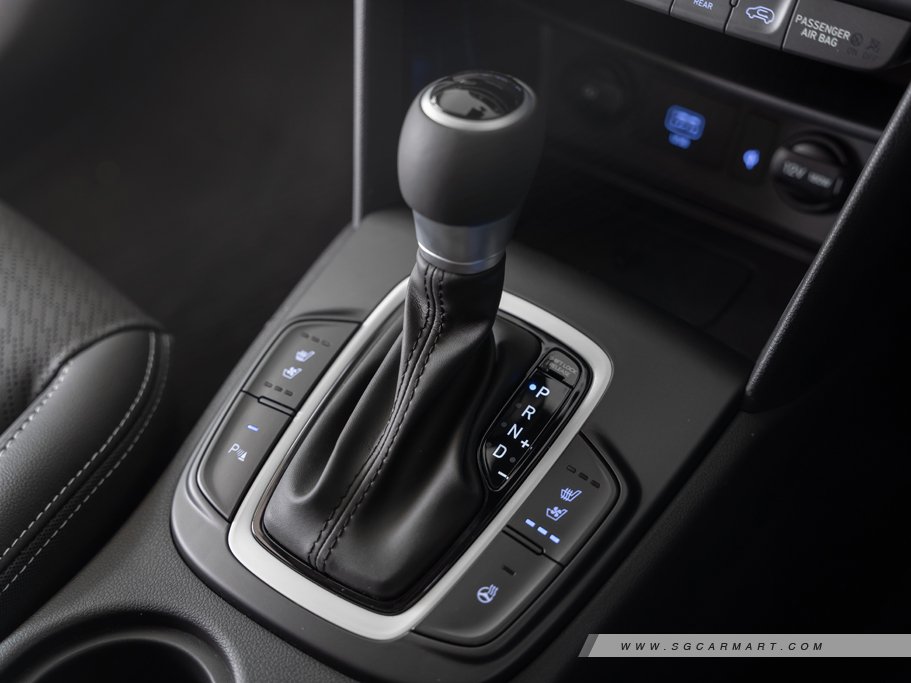 https://i.i-sgcm.com/new_cars/cars/12728/12728_g47