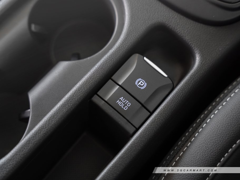 https://i.i-sgcm.com/new_cars/cars/12728/12728_g49