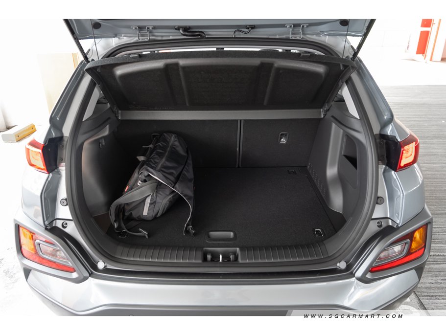 https://i.i-sgcm.com/new_cars/cars/12728/12728_g54