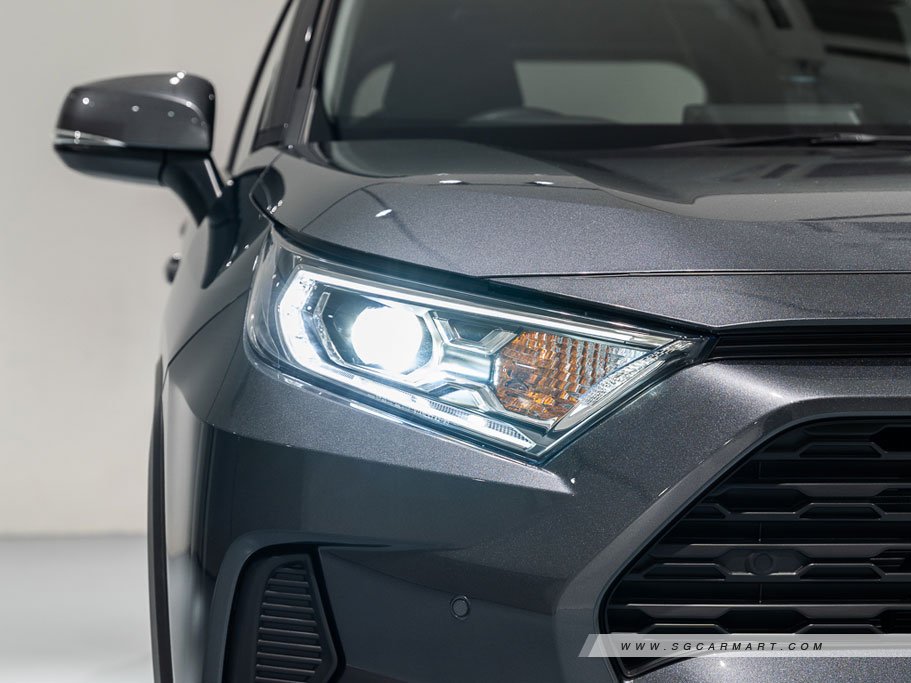 https://i.i-sgcm.com/new_cars/cars/12729/12729_g69