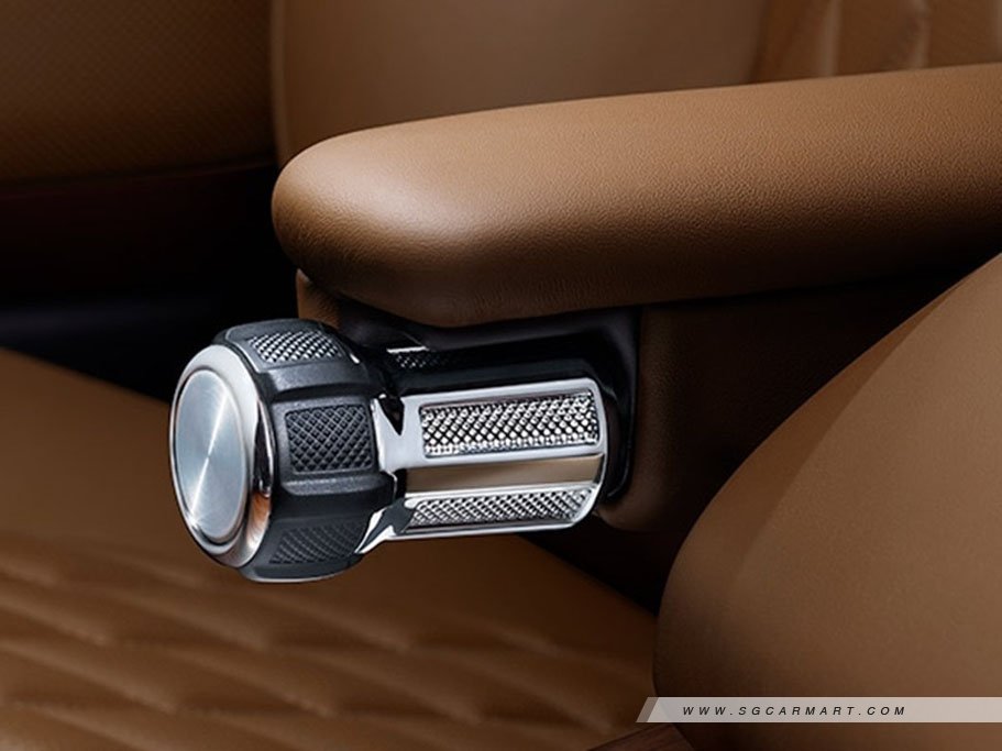 https://i.i-sgcm.com/new_cars/cars/12730/12730_g12