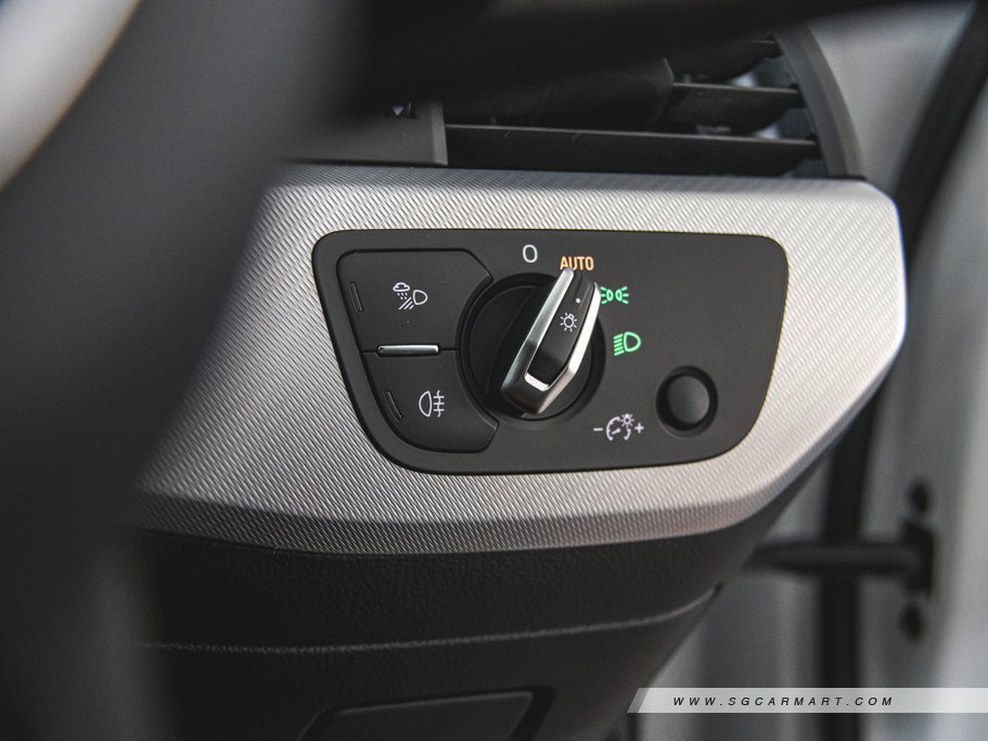 https://i.i-sgcm.com/new_cars/cars/12733/12733_g41