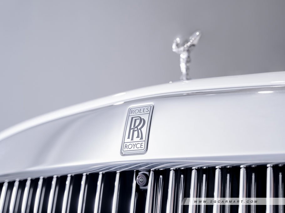 https://i.i-sgcm.com/new_cars/cars/12740/12740_g15