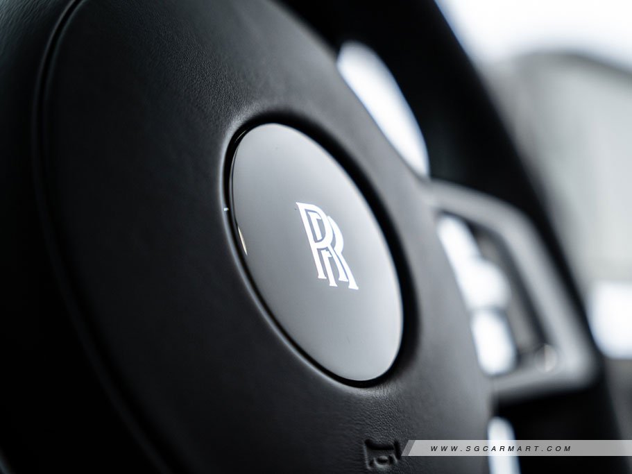 https://i.i-sgcm.com/new_cars/cars/12740/12740_g27