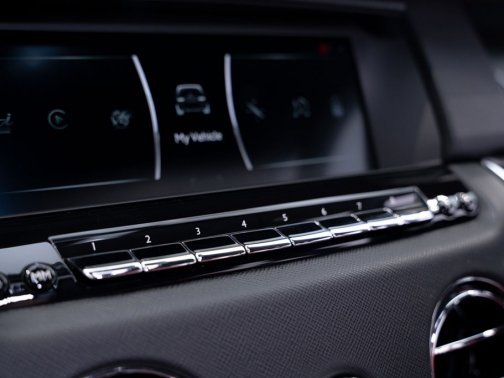 https://i.i-sgcm.com/new_cars/cars/12740/12740_g37