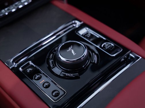 https://i.i-sgcm.com/new_cars/cars/12740/12740_g38