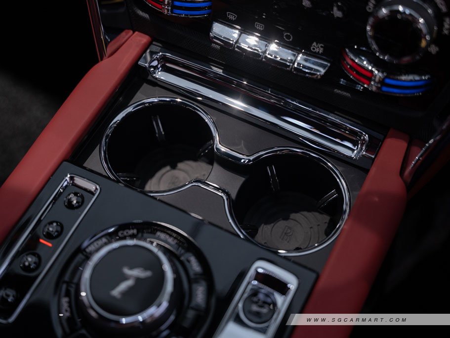 https://i.i-sgcm.com/new_cars/cars/12740/12740_g40