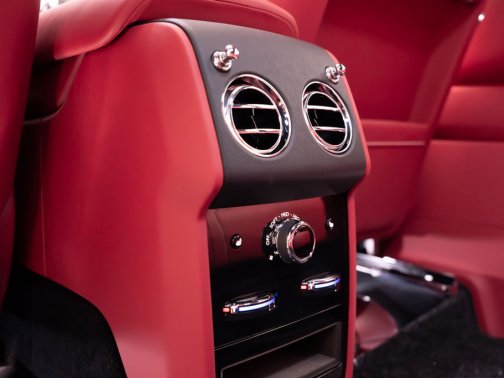 https://i.i-sgcm.com/new_cars/cars/12740/12740_g47