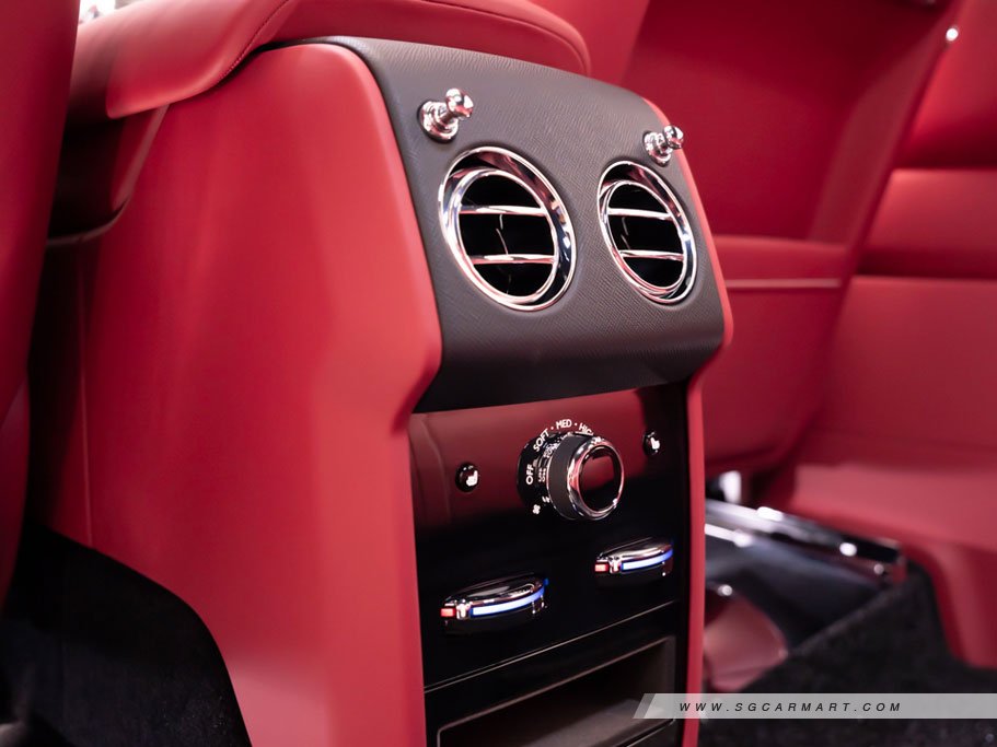 https://i.i-sgcm.com/new_cars/cars/12740/12740_g47