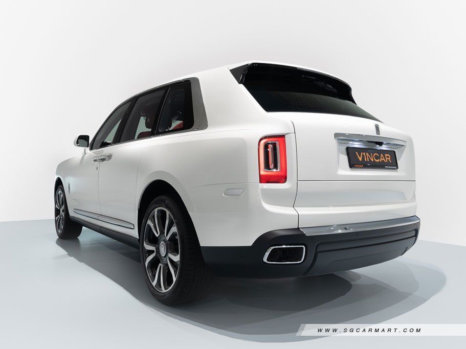 https://i.i-sgcm.com/new_cars/cars/12740/12740_g7