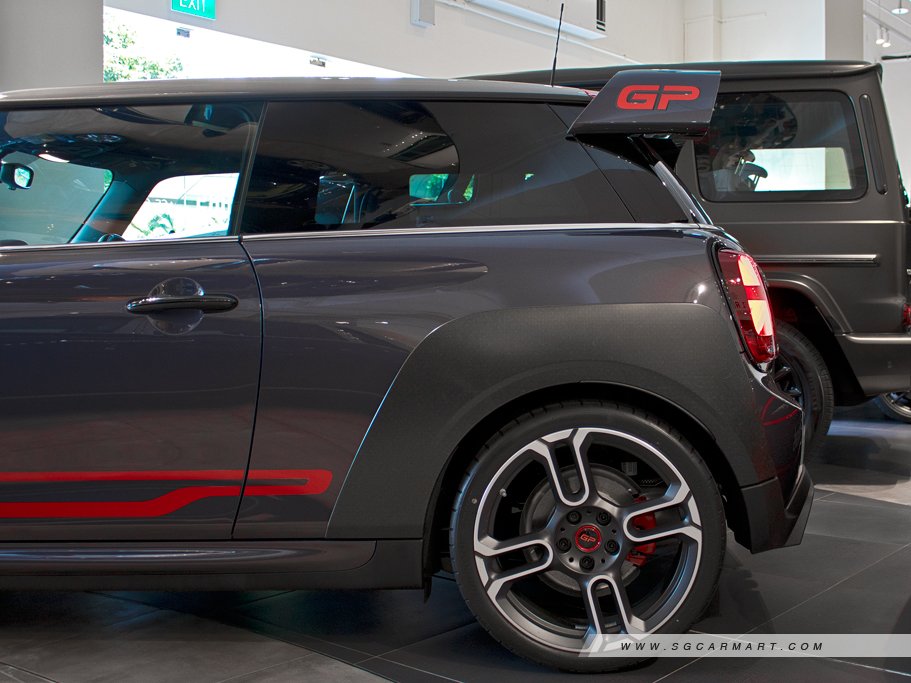MINI John Cooper Works GP 2.0 12