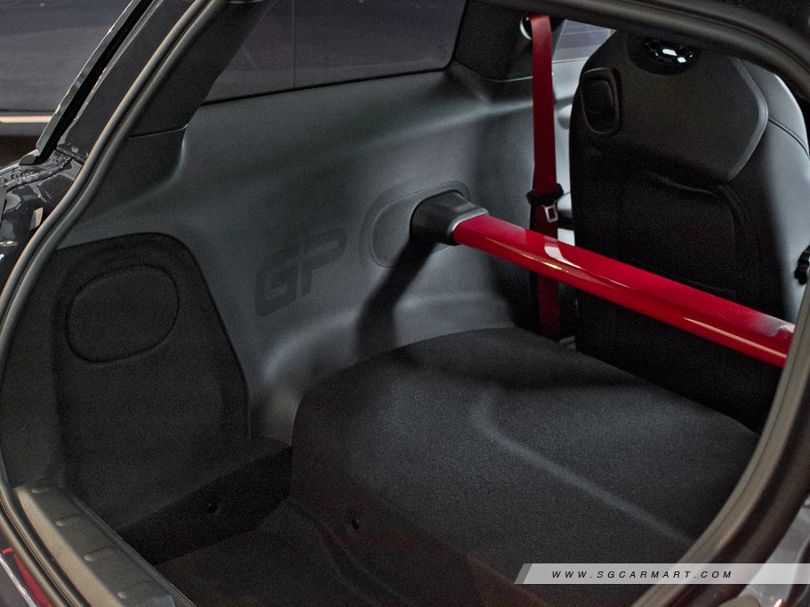 MINI John Cooper Works GP 2.0 33