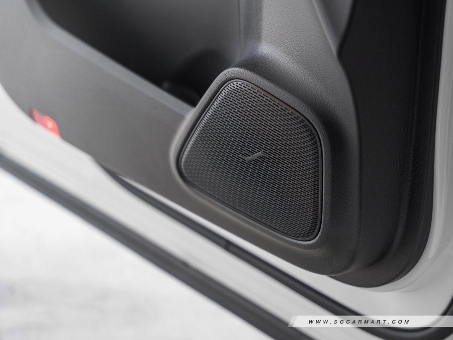 https://i.i-sgcm.com/new_cars/cars/12746/12746_g120