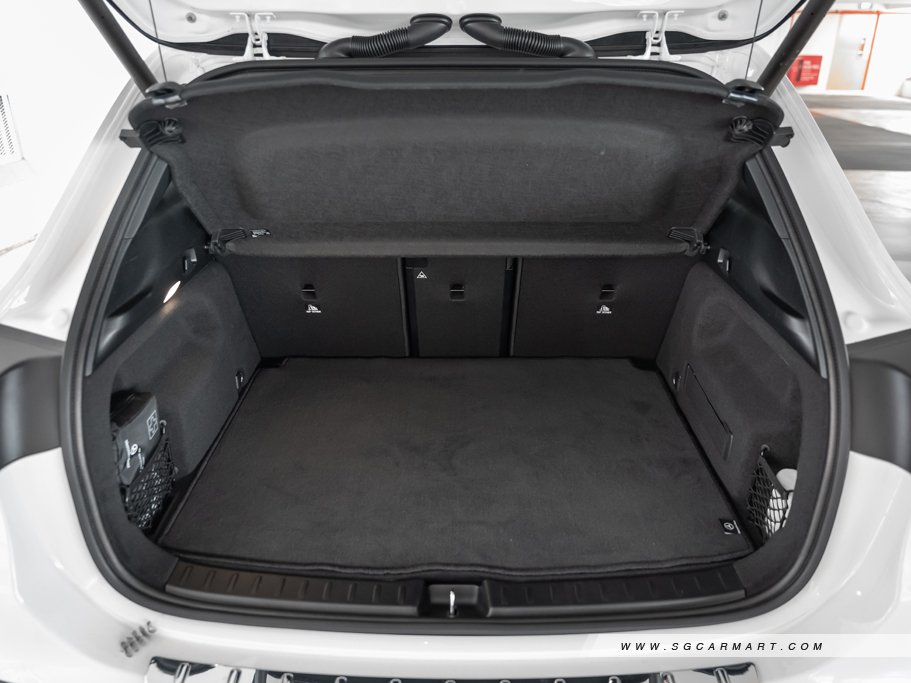 https://i.i-sgcm.com/new_cars/cars/12746/12746_g124