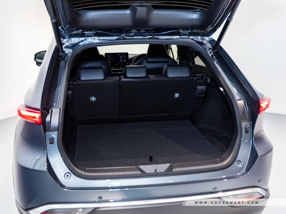 https://i.i-sgcm.com/new_cars/cars/12747/12747_g19