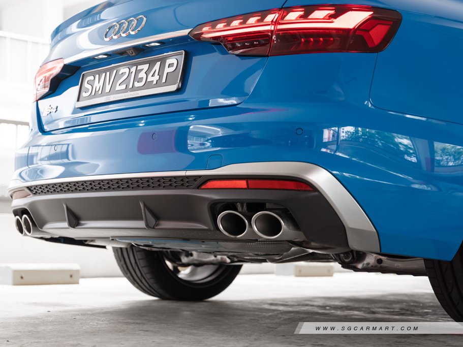 https://i.i-sgcm.com/new_cars/cars/12748/12748_g39