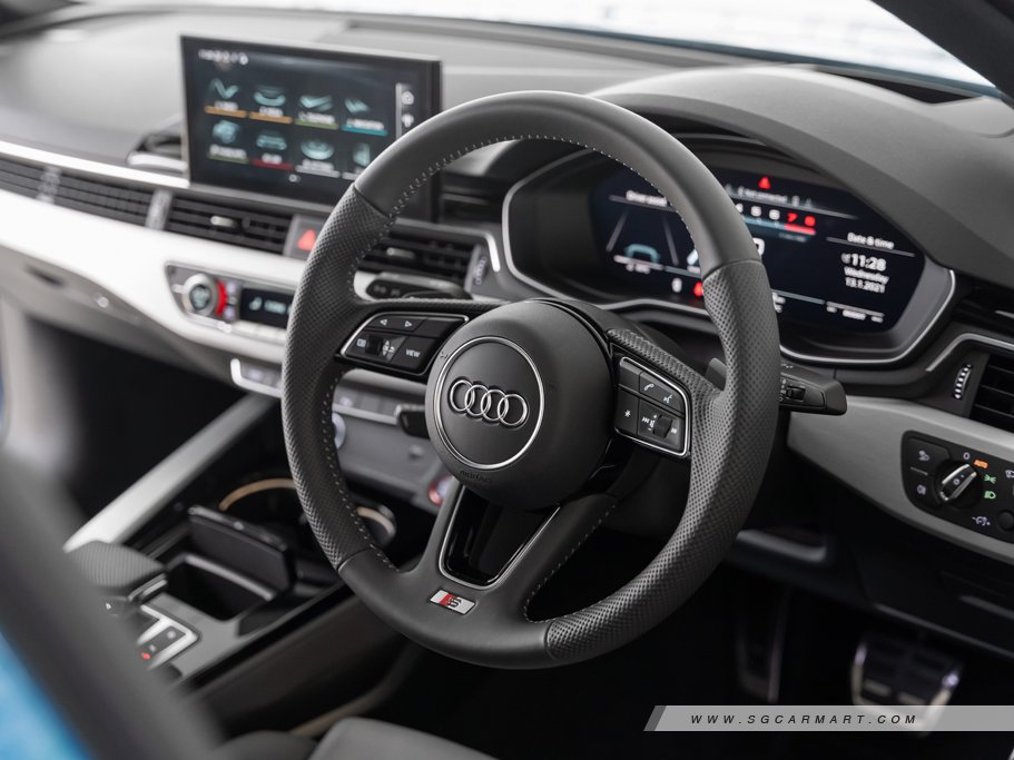 https://i.i-sgcm.com/new_cars/cars/12748/12748_g41
