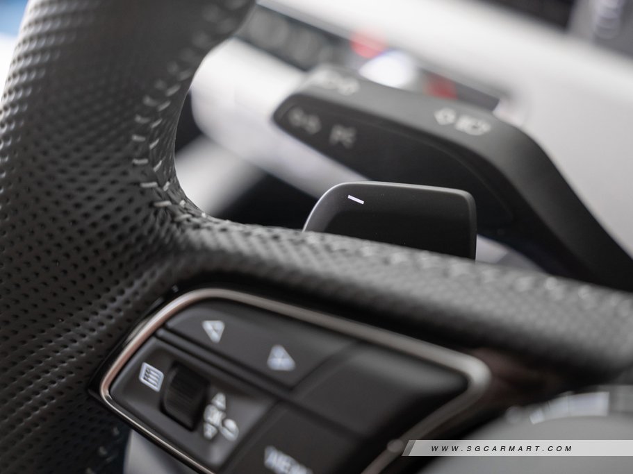 https://i.i-sgcm.com/new_cars/cars/12748/12748_g48