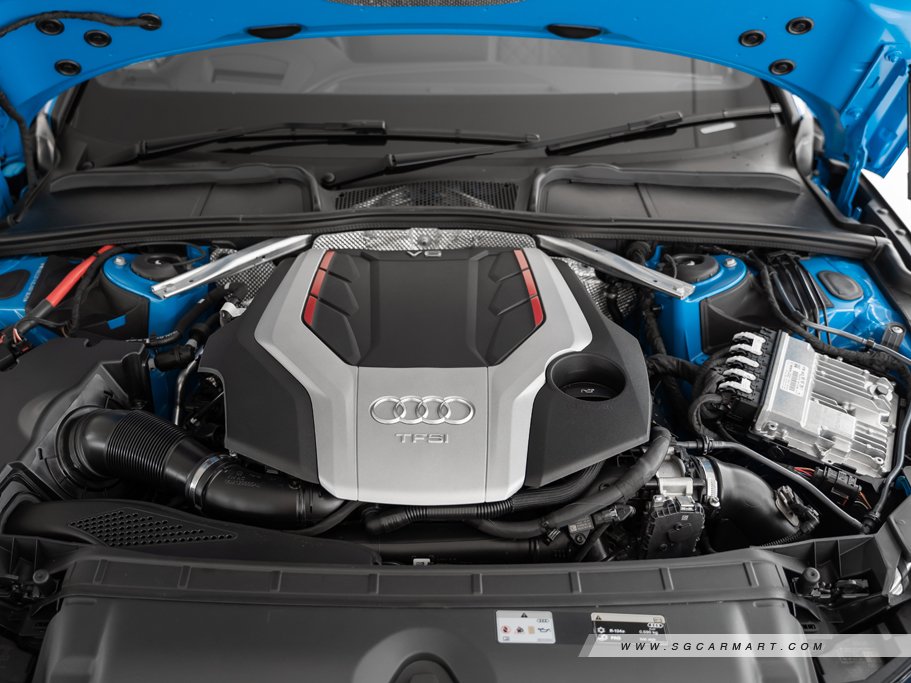 https://i.i-sgcm.com/new_cars/cars/12748/12748_g74