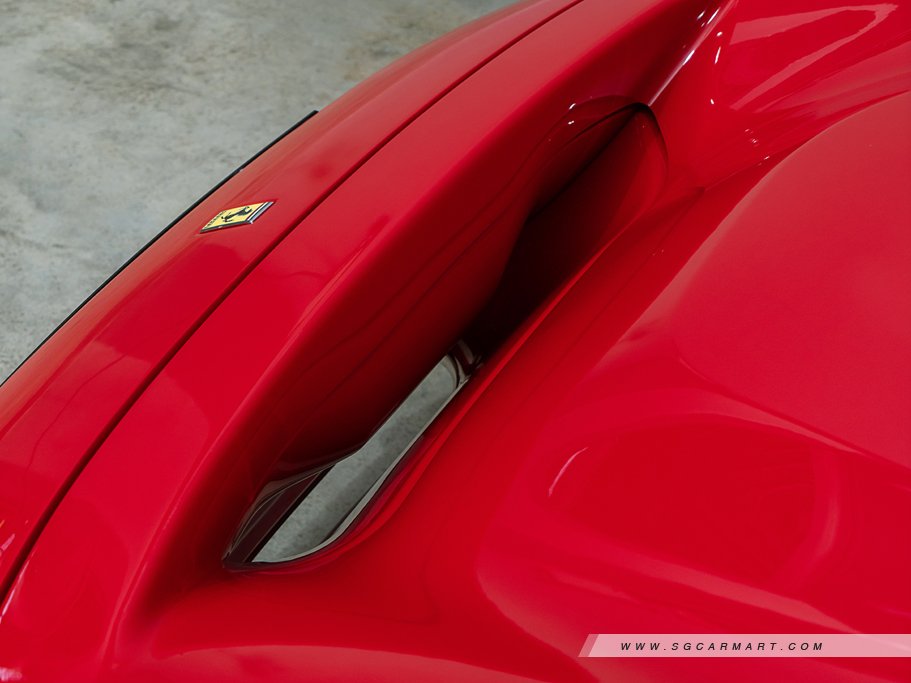 https://i.i-sgcm.com/new_cars/cars/12751/12751_g11