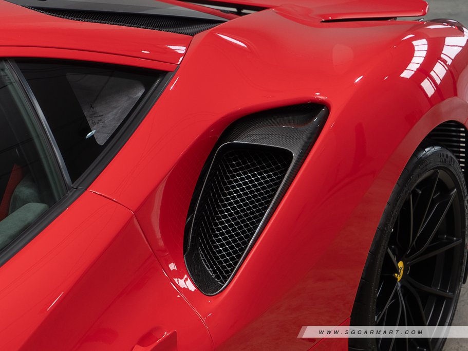 https://i.i-sgcm.com/new_cars/cars/12751/12751_g18