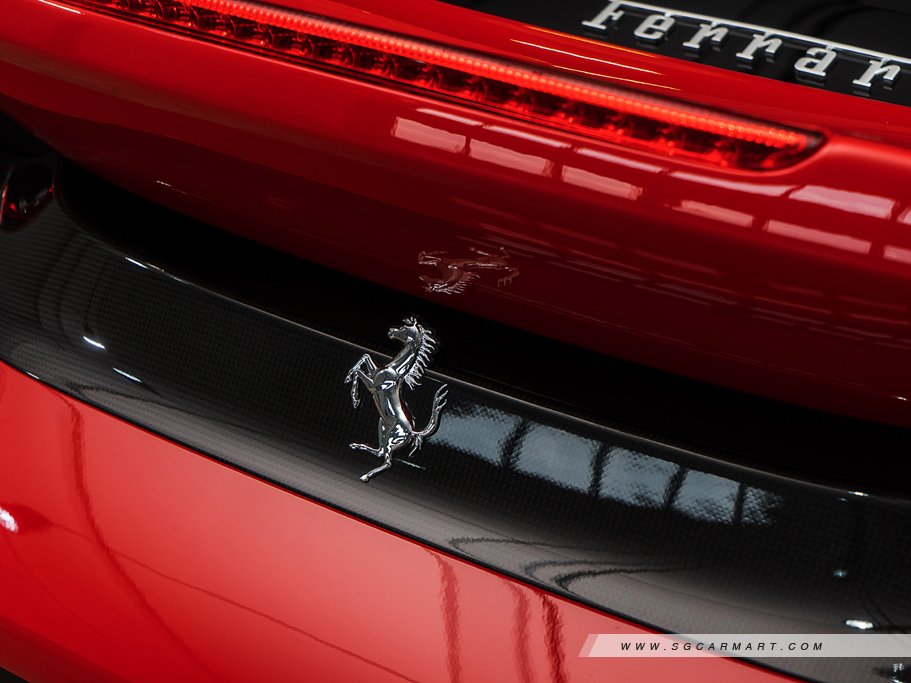 https://i.i-sgcm.com/new_cars/cars/12751/12751_g26