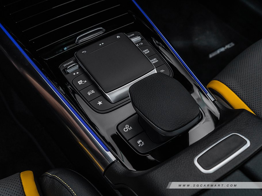 https://i.i-sgcm.com/new_cars/cars/12753/12753_g121