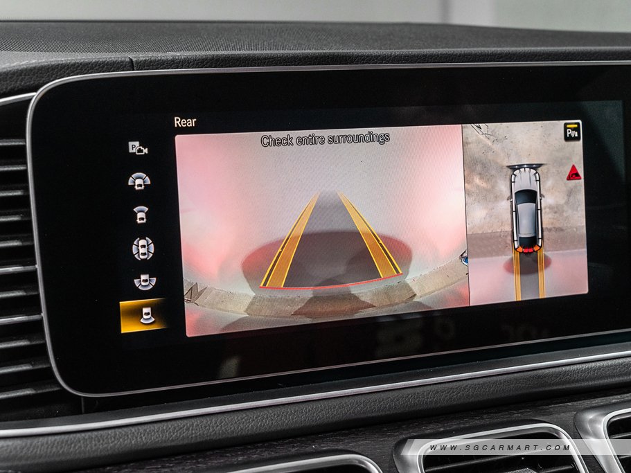 https://i.i-sgcm.com/new_cars/cars/12754/12754_g33