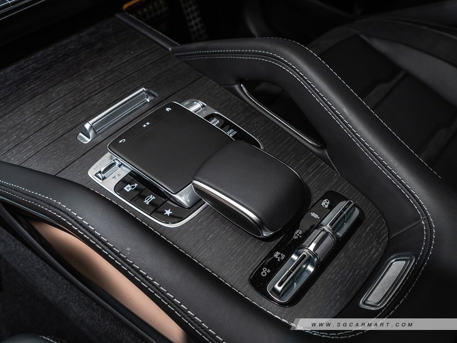 https://i.i-sgcm.com/new_cars/cars/12754/12754_g44