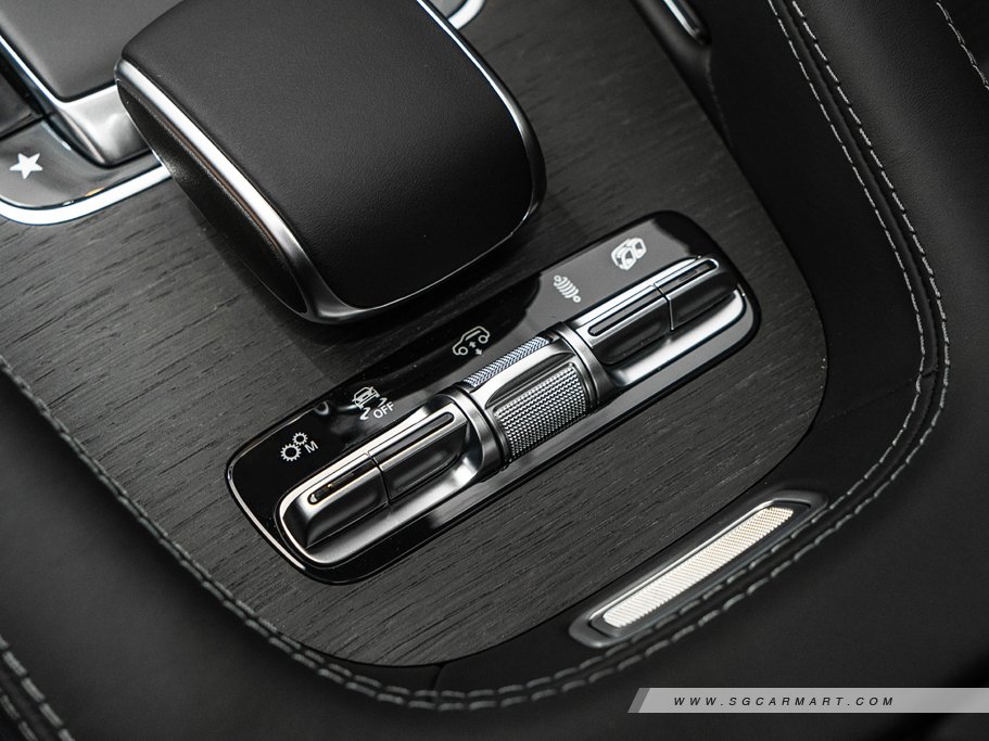 https://i.i-sgcm.com/new_cars/cars/12754/12754_g48
