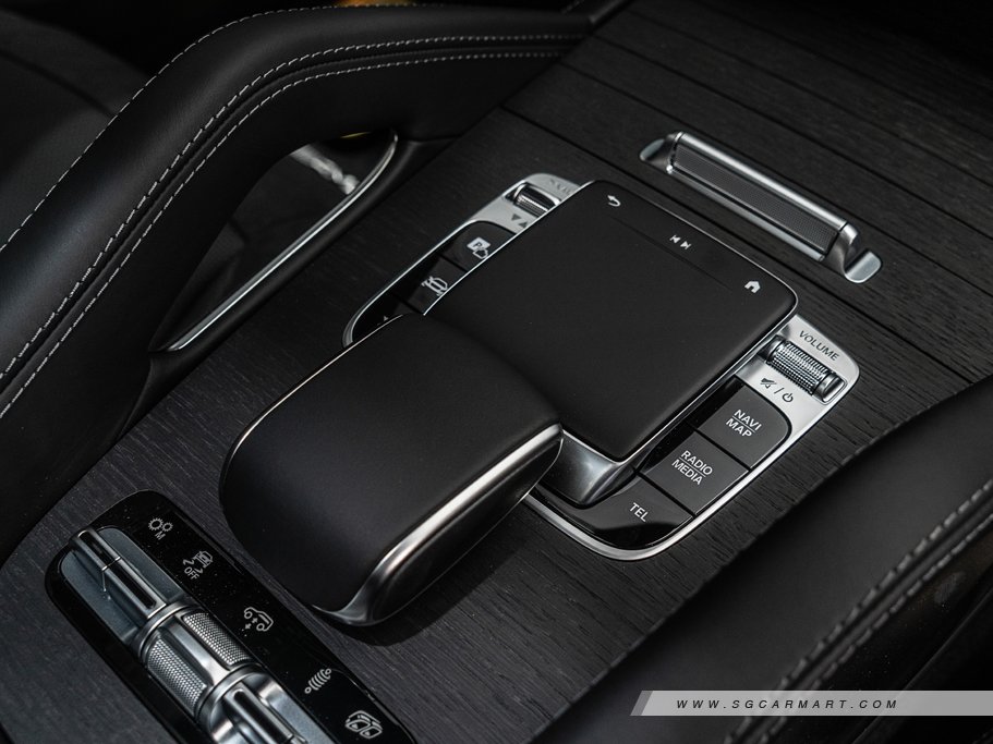https://i.i-sgcm.com/new_cars/cars/12754/12754_g51