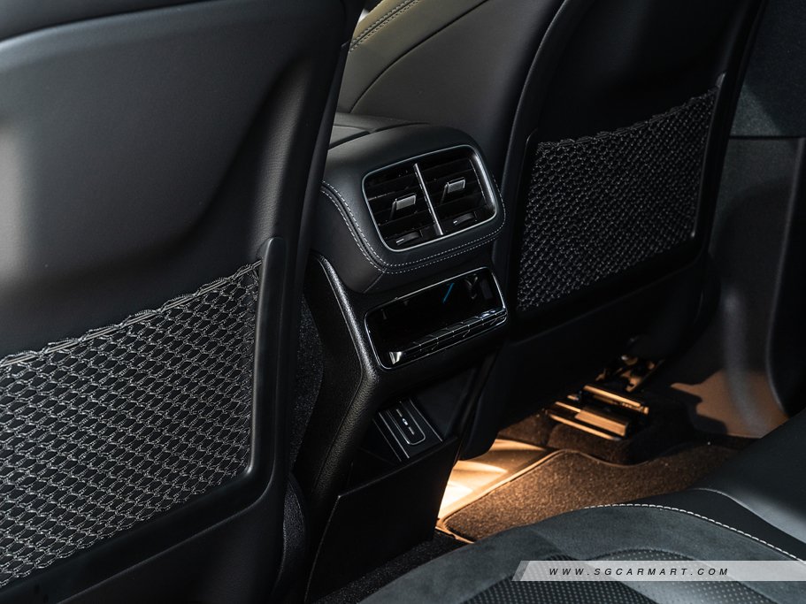 https://i.i-sgcm.com/new_cars/cars/12754/12754_g64