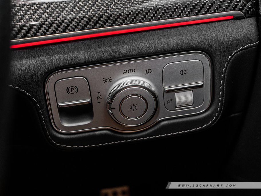 https://i.i-sgcm.com/new_cars/cars/12754/12754_g94