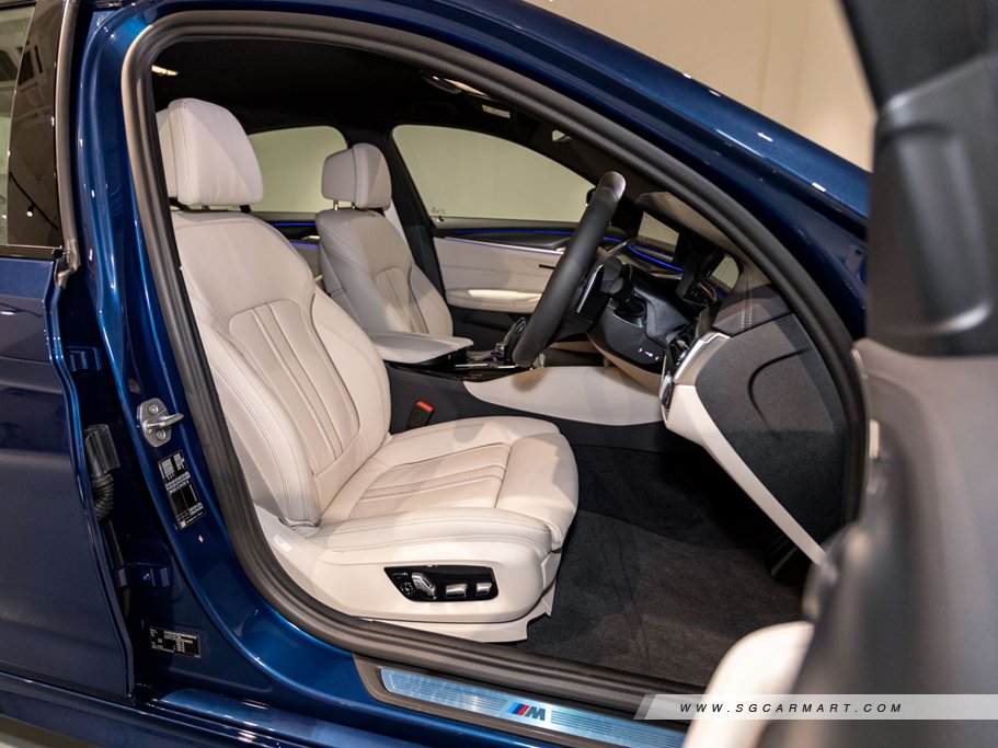 BMW 5 Series Sedan Mild Hybrid 520i M Sport 15