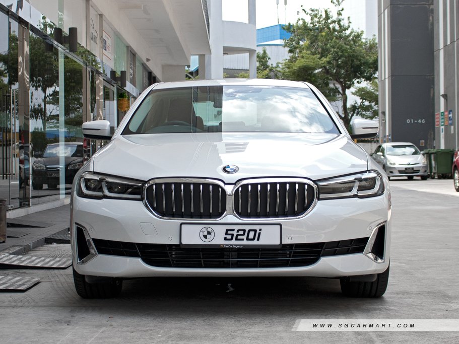 https://i.i-sgcm.com/new_cars/cars/12755/12755_g23