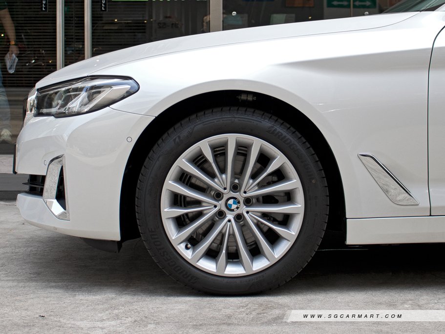 https://i.i-sgcm.com/new_cars/cars/12755/12755_g29