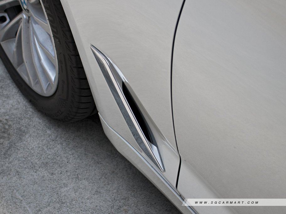 https://i.i-sgcm.com/new_cars/cars/12755/12755_g30