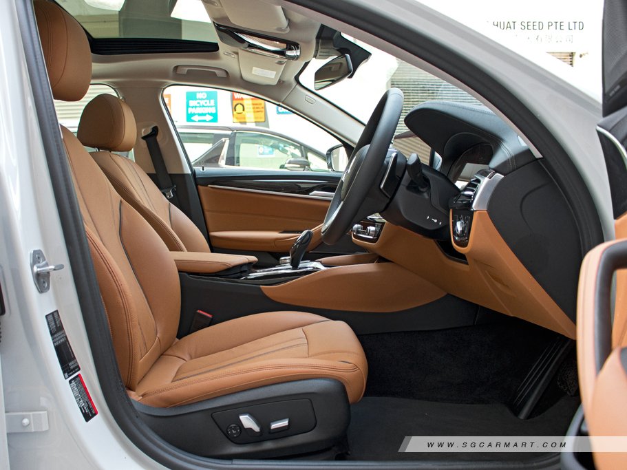 https://i.i-sgcm.com/new_cars/cars/12755/12755_g34