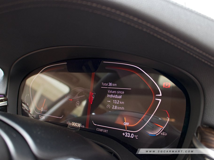 https://i.i-sgcm.com/new_cars/cars/12755/12755_g38