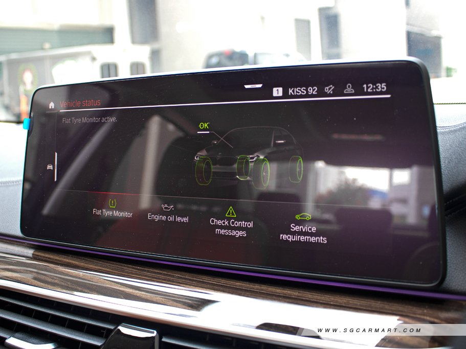 https://i.i-sgcm.com/new_cars/cars/12755/12755_g43
